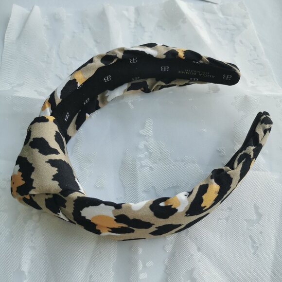 Alicia Bonnie On The Prowl Leopard Knotted Headband NEW - Picture 4 of 5
